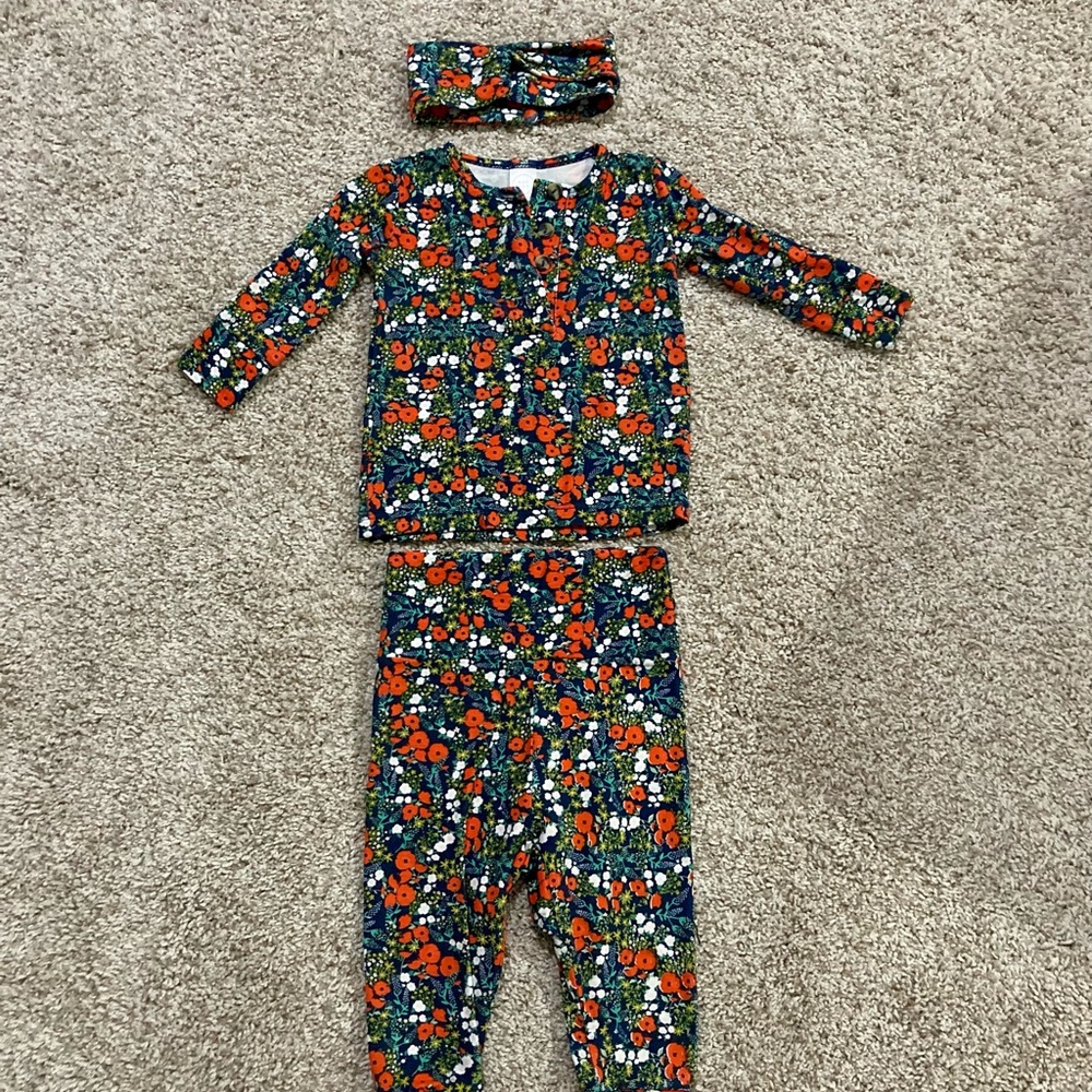 NWOT 6-12 month Lou Lou & Company Kelly outfit